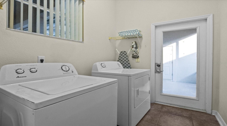 REUNION, Florida 34747, 5 Bedrooms Bedrooms, ,3 BathroomsBathrooms,Residential,For Sale,MOLONA,0,MFRS5146678