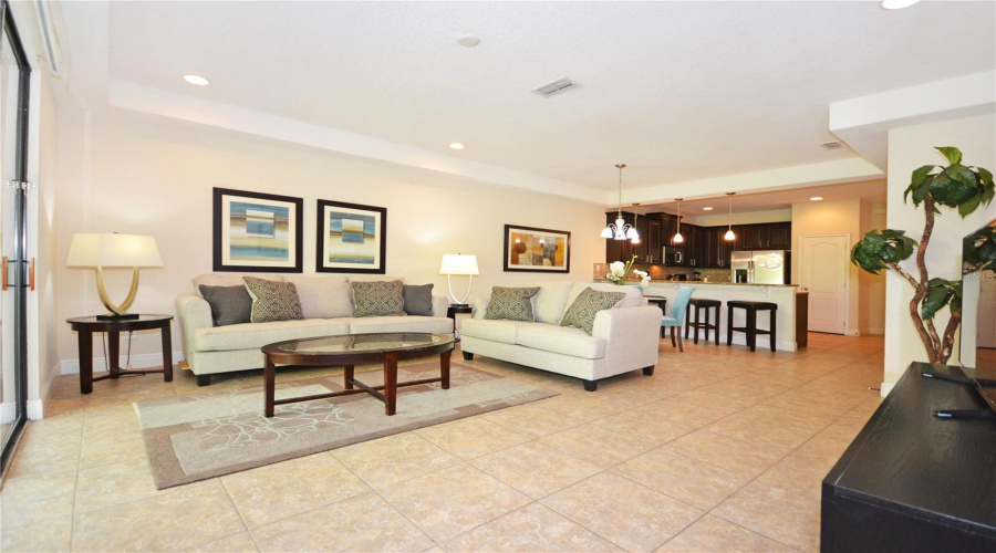 DAVENPORT, Florida 33896, 3 Bedrooms Bedrooms, ,2 BathroomsBathrooms,Residential,For Sale,ROSEVILLE,0,MFRS5134635