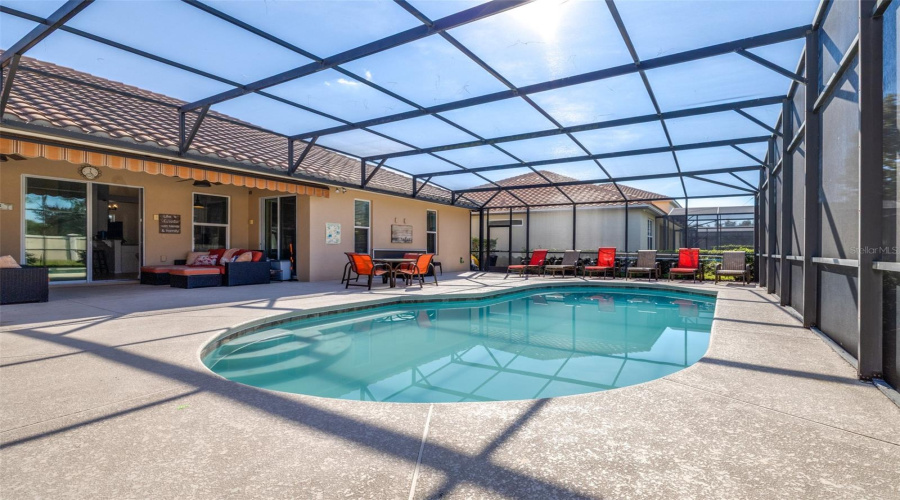 DAVENPORT, Florida 33837, 5 Bedrooms Bedrooms, ,3 BathroomsBathrooms,Residential,For Sale,OAKRISE,0,MFRTB8450220