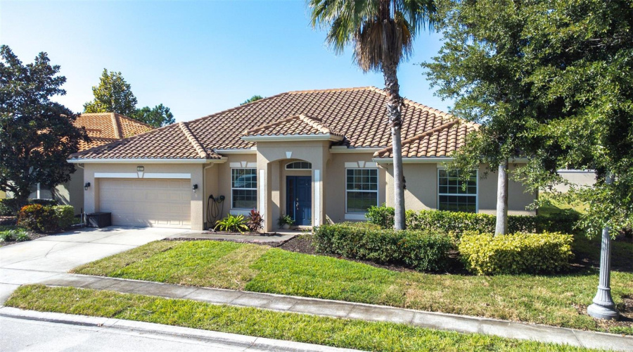DAVENPORT, Florida 33837, 5 Bedrooms Bedrooms, ,3 BathroomsBathrooms,Residential,For Sale,OAKRISE,0,MFRTB8450220
