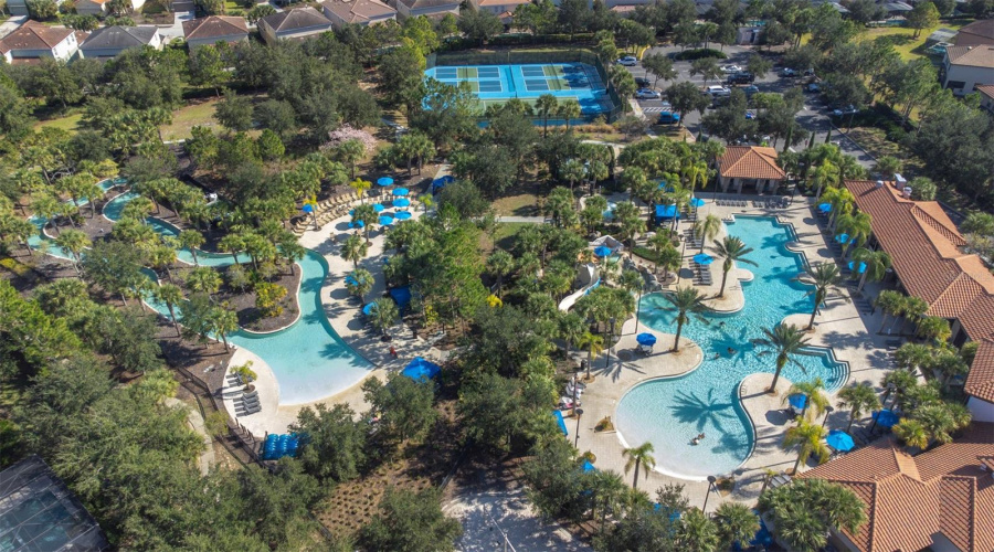 DAVENPORT, Florida 33837, 5 Bedrooms Bedrooms, ,3 BathroomsBathrooms,Residential,For Sale,OAKRISE,0,MFRTB8450220