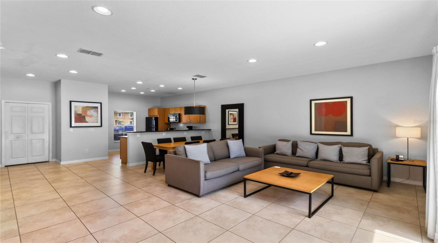 KISSIMMEE, Florida 34747, 3 Bedrooms Bedrooms, ,2 BathroomsBathrooms,Residential,For Sale,YELLOW LANTANA,0,MFRS5124920