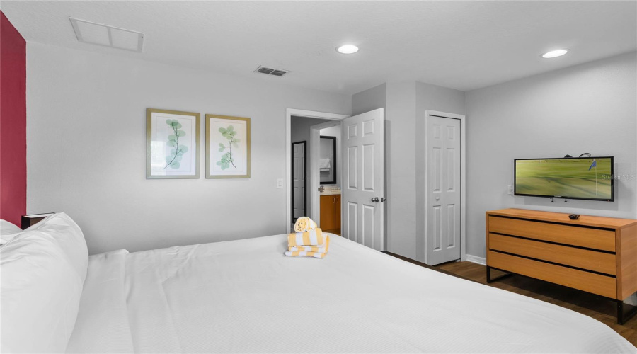 KISSIMMEE, Florida 34747, 3 Bedrooms Bedrooms, ,2 BathroomsBathrooms,Residential,For Sale,YELLOW LANTANA,0,MFRS5124920