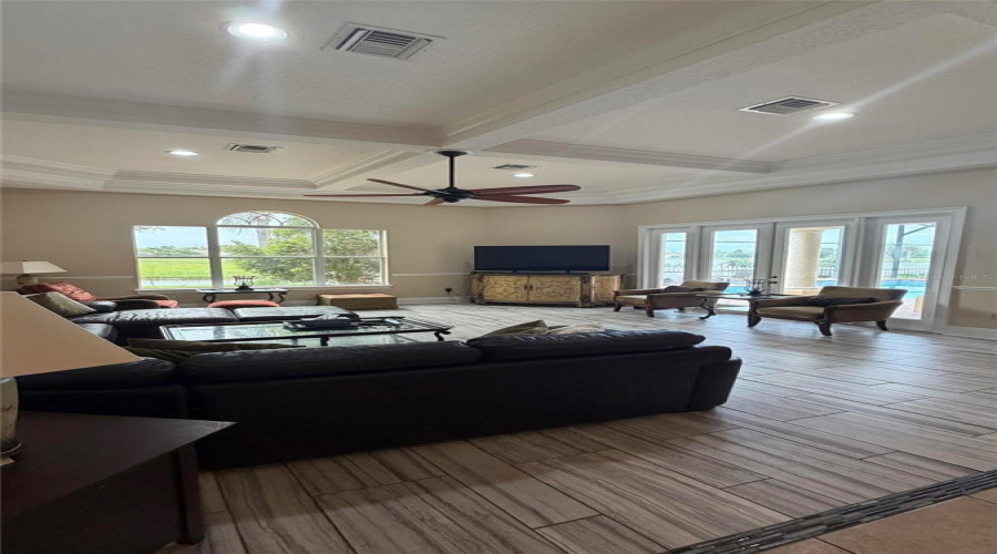 KISSIMMEE, Florida 34746, 5 Bedrooms Bedrooms, ,4 BathroomsBathrooms,Residential,For Sale,BUNKER VIEW,0,MFRO6395237