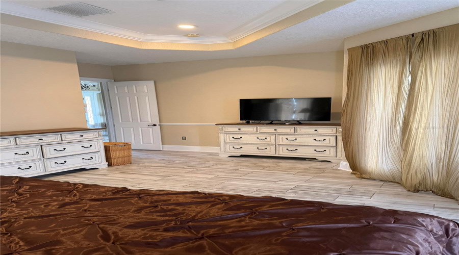 KISSIMMEE, Florida 34746, 5 Bedrooms Bedrooms, ,4 BathroomsBathrooms,Residential,For Sale,BUNKER VIEW,0,MFRO6395237