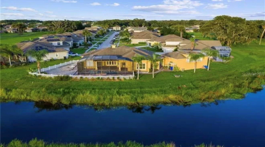 KISSIMMEE, Florida 34746, 5 Bedrooms Bedrooms, ,4 BathroomsBathrooms,Residential,For Sale,BUNKER VIEW,0,MFRO6395237