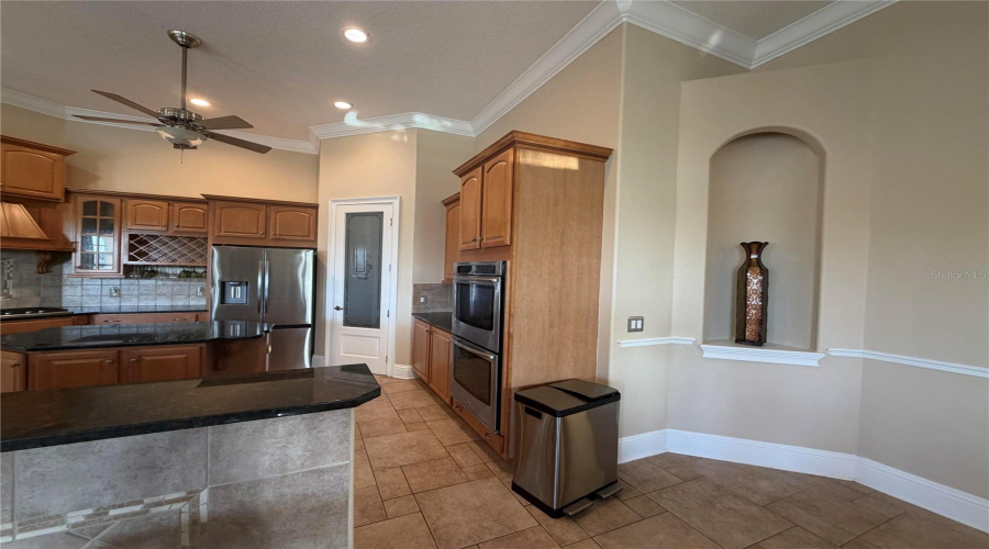 KISSIMMEE, Florida 34746, 5 Bedrooms Bedrooms, ,4 BathroomsBathrooms,Residential,For Sale,BUNKER VIEW,0,MFRO6395237