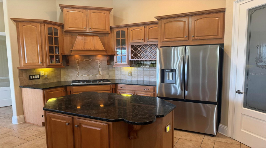 KISSIMMEE, Florida 34746, 5 Bedrooms Bedrooms, ,4 BathroomsBathrooms,Residential,For Sale,BUNKER VIEW,0,MFRO6395237