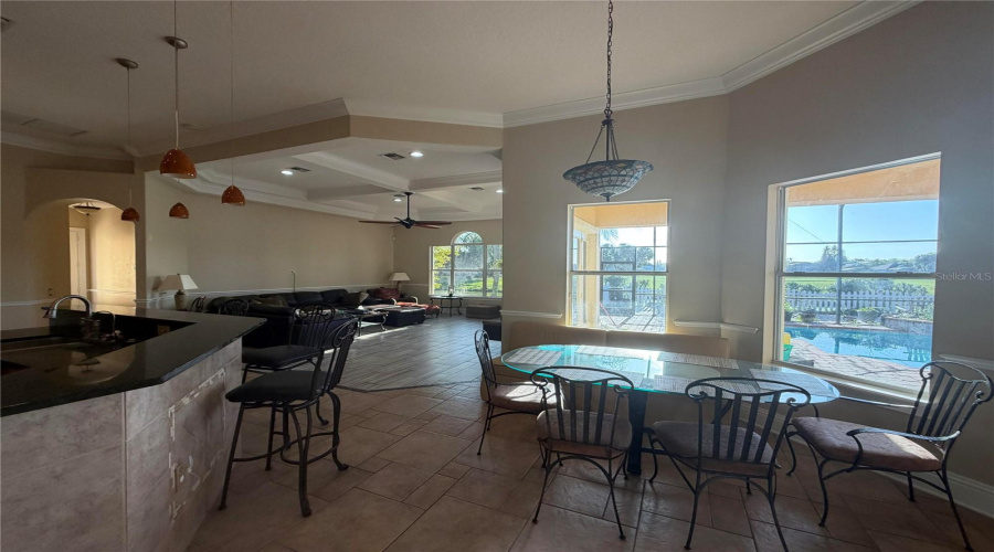 KISSIMMEE, Florida 34746, 5 Bedrooms Bedrooms, ,4 BathroomsBathrooms,Residential,For Sale,BUNKER VIEW,0,MFRO6395237