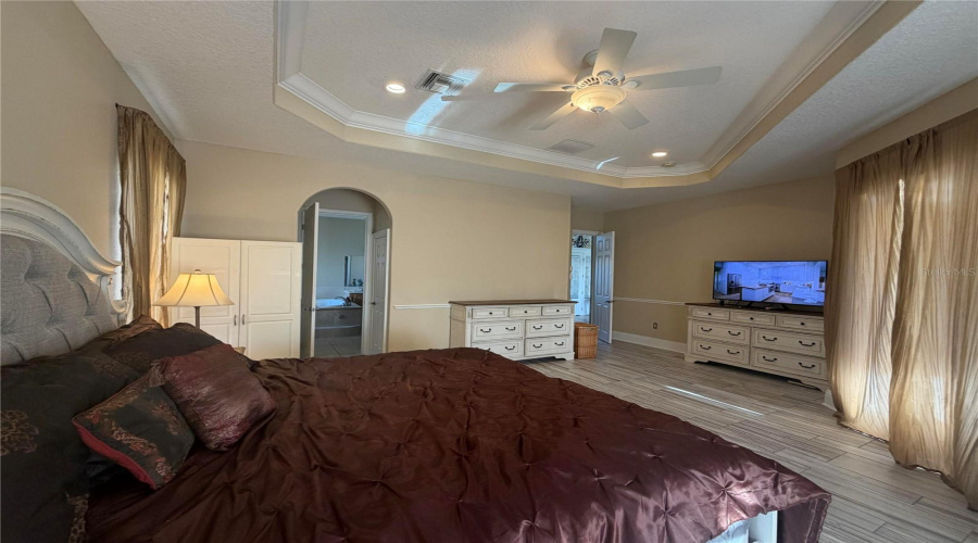 KISSIMMEE, Florida 34746, 5 Bedrooms Bedrooms, ,4 BathroomsBathrooms,Residential,For Sale,BUNKER VIEW,0,MFRO6395237