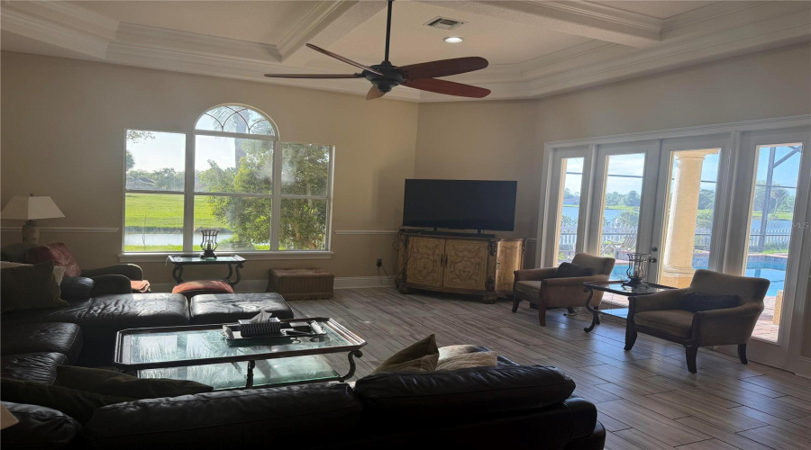 KISSIMMEE, Florida 34746, 5 Bedrooms Bedrooms, ,4 BathroomsBathrooms,Residential,For Sale,BUNKER VIEW,0,MFRO6395237