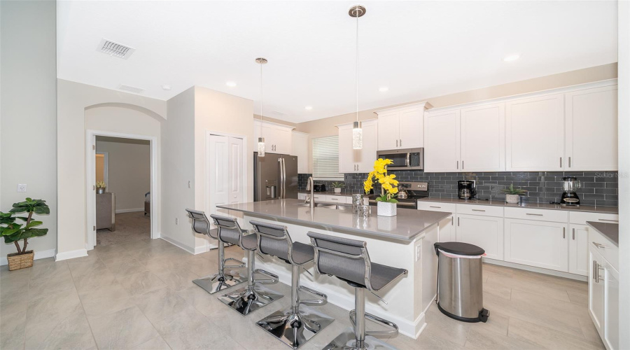 KISSIMMEE, Florida 34746, 5 Bedrooms Bedrooms, ,5 BathroomsBathrooms,Residential,For Sale,BOOKMARK,0,MFRS5145067