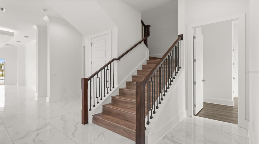KISSIMMEE, Florida 34747, 9 Bedrooms Bedrooms, ,8 BathroomsBathrooms,Residential,For Sale,WHITEMARSH,0,MFRO6395185