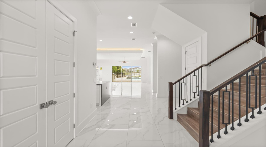 KISSIMMEE, Florida 34747, 9 Bedrooms Bedrooms, ,8 BathroomsBathrooms,Residential,For Sale,WHITEMARSH,0,MFRO6395185