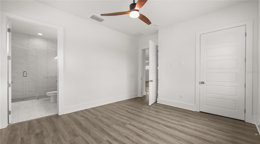 KISSIMMEE, Florida 34747, 9 Bedrooms Bedrooms, ,8 BathroomsBathrooms,Residential,For Sale,WHITEMARSH,0,MFRO6395185