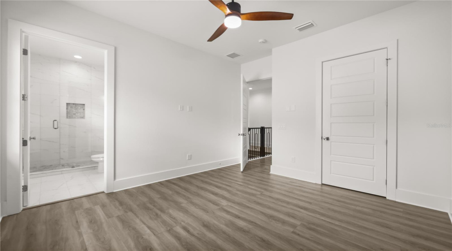 KISSIMMEE, Florida 34747, 9 Bedrooms Bedrooms, ,8 BathroomsBathrooms,Residential,For Sale,WHITEMARSH,0,MFRO6395185