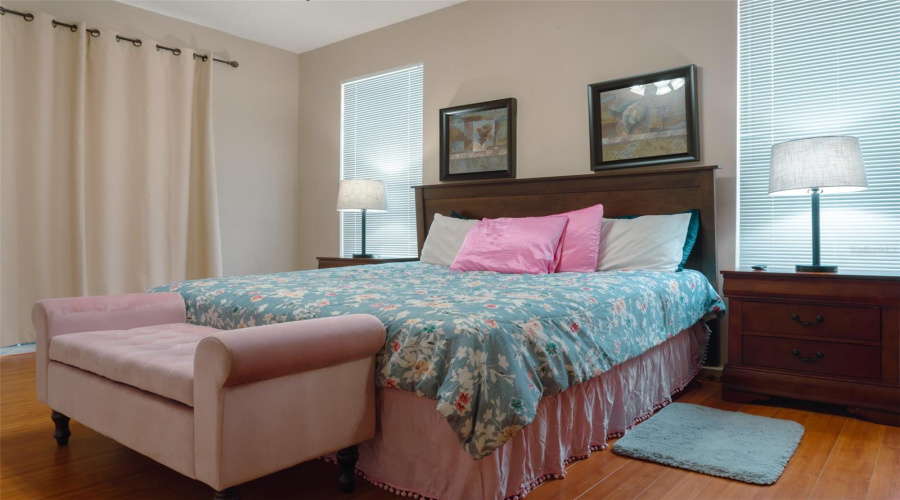 KISSIMMEE, Florida 34747, 5 Bedrooms Bedrooms, ,3 BathroomsBathrooms,Residential,For Sale,FAN PALM,0,MFRO6395292