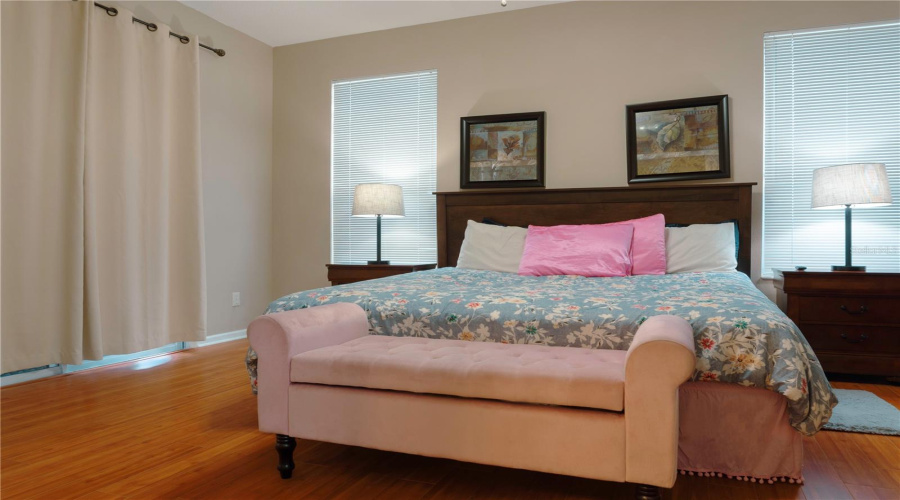 KISSIMMEE, Florida 34747, 5 Bedrooms Bedrooms, ,3 BathroomsBathrooms,Residential,For Sale,FAN PALM,0,MFRO6395292