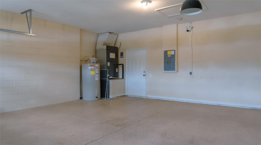 KISSIMMEE, Florida 34747, 5 Bedrooms Bedrooms, ,3 BathroomsBathrooms,Residential,For Sale,FAN PALM,0,MFRO6395292