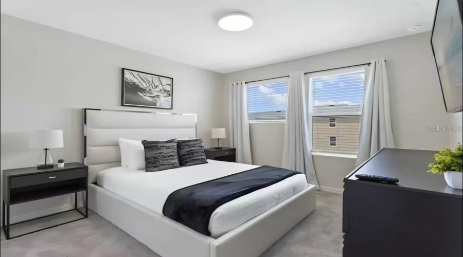 KISSIMMEE, Florida 34747, 6 Bedrooms Bedrooms, ,4 BathroomsBathrooms,Residential,For Sale,TROPICAL PALMS,0,MFRO6395222