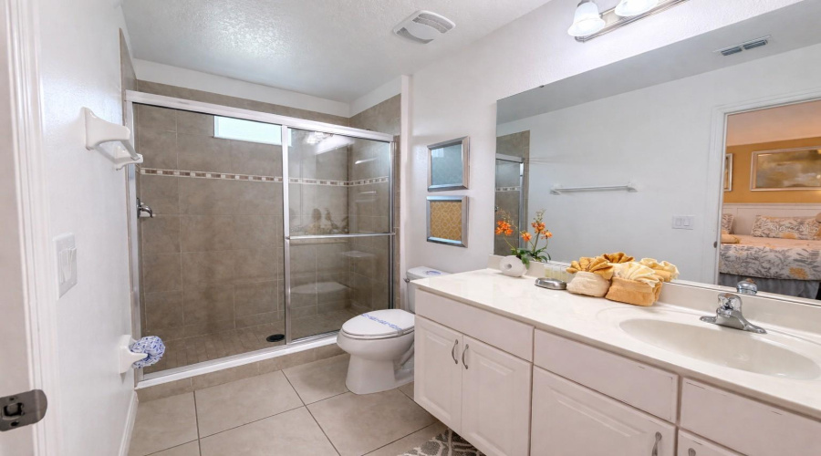 KISSIMMEE, Florida 34746, 6 Bedrooms Bedrooms, ,4 BathroomsBathrooms,Residential,For Sale,SANTOSH,0,MFRO6393947