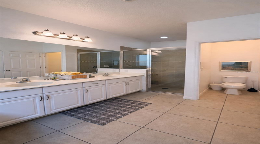 KISSIMMEE, Florida 34746, 6 Bedrooms Bedrooms, ,4 BathroomsBathrooms,Residential,For Sale,SANTOSH,0,MFRO6393947