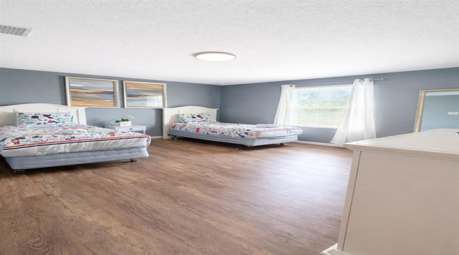 KISSIMMEE, Florida 34746, 6 Bedrooms Bedrooms, ,4 BathroomsBathrooms,Residential,For Sale,SANTOSH,0,MFRO6393947