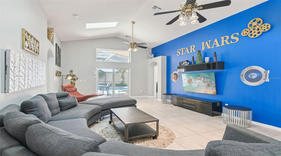 KISSIMMEE, Florida 34747, 5 Bedrooms Bedrooms, ,4 BathroomsBathrooms,Residential,For Sale,ROARING CREEK,0,MFRO6371323