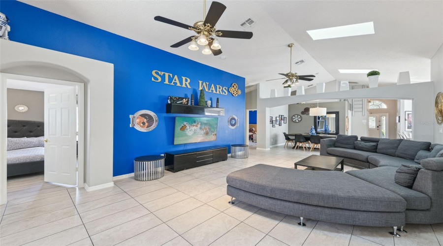 KISSIMMEE, Florida 34747, 5 Bedrooms Bedrooms, ,4 BathroomsBathrooms,Residential,For Sale,ROARING CREEK,0,MFRO6371323