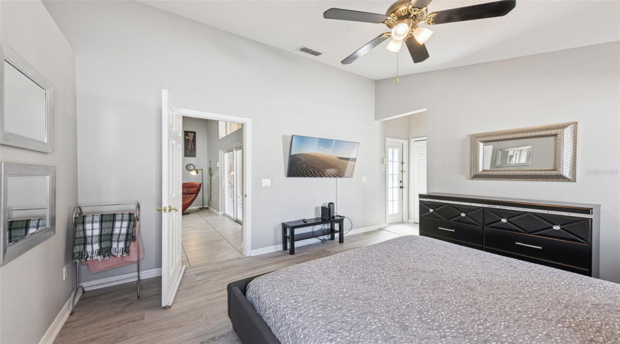 KISSIMMEE, Florida 34747, 5 Bedrooms Bedrooms, ,4 BathroomsBathrooms,Residential,For Sale,ROARING CREEK,0,MFRO6371323