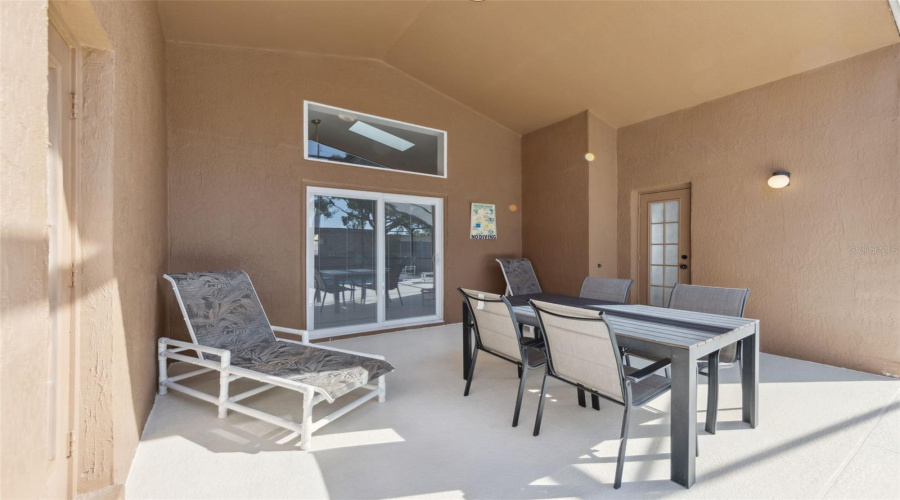 KISSIMMEE, Florida 34747, 5 Bedrooms Bedrooms, ,4 BathroomsBathrooms,Residential,For Sale,ROARING CREEK,0,MFRO6371323