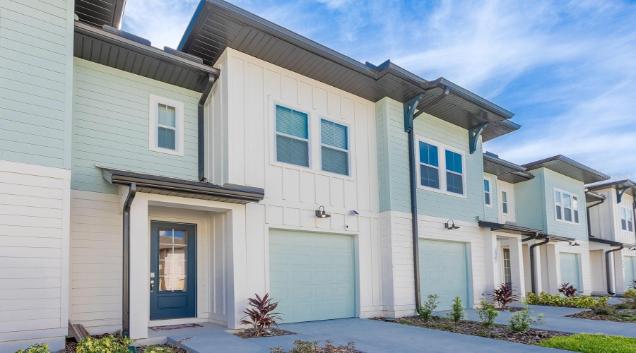 DAVENPORT, Florida 33896, 3 Bedrooms Bedrooms, ,2 BathroomsBathrooms,Residential,For Sale,PLANTATION,0,MFRO6326280