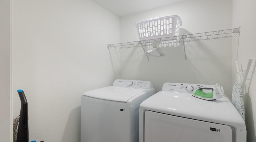 DAVENPORT, Florida 33896, 3 Bedrooms Bedrooms, ,2 BathroomsBathrooms,Residential,For Sale,PLANTATION,0,MFRO6326280