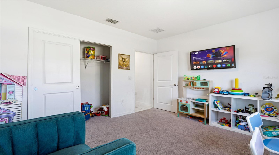 DAVENPORT, Florida 33897, 5 Bedrooms Bedrooms, ,3 BathroomsBathrooms,Residential,For Sale,COSTA BLANCA,0,MFRO6394031