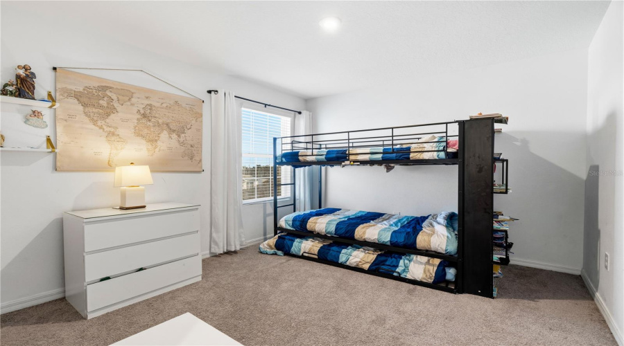 DAVENPORT, Florida 33897, 5 Bedrooms Bedrooms, ,3 BathroomsBathrooms,Residential,For Sale,COSTA BLANCA,0,MFRO6394031