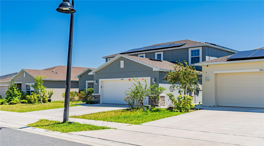 DAVENPORT, Florida 33897, 5 Bedrooms Bedrooms, ,3 BathroomsBathrooms,Residential,For Sale,COSTA BLANCA,0,MFRO6394031