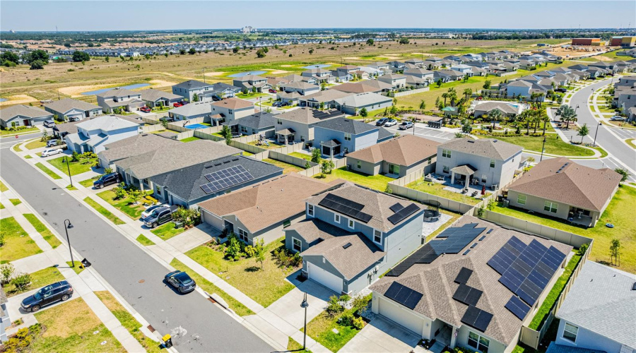 DAVENPORT, Florida 33897, 5 Bedrooms Bedrooms, ,3 BathroomsBathrooms,Residential,For Sale,COSTA BLANCA,0,MFRO6394031