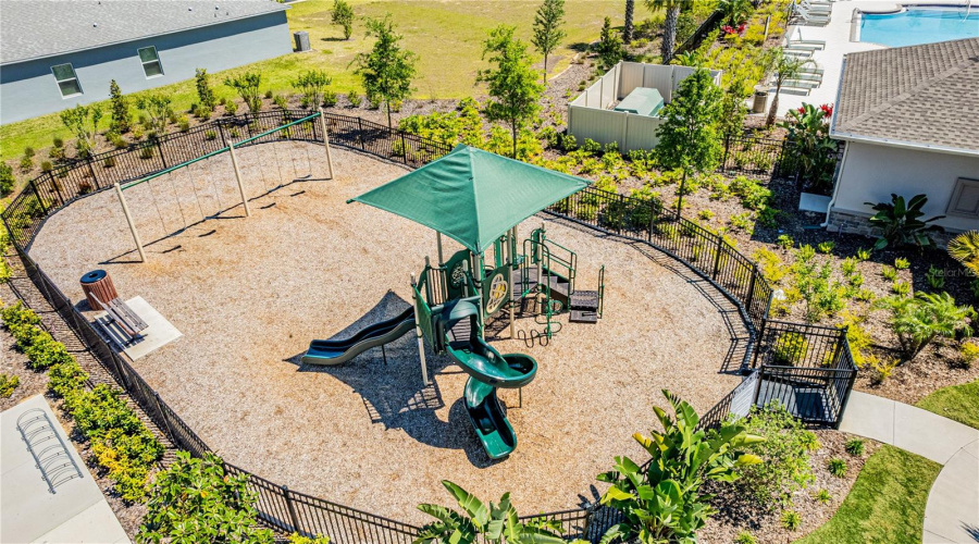 DAVENPORT, Florida 33897, 5 Bedrooms Bedrooms, ,3 BathroomsBathrooms,Residential,For Sale,COSTA BLANCA,0,MFRO6394031