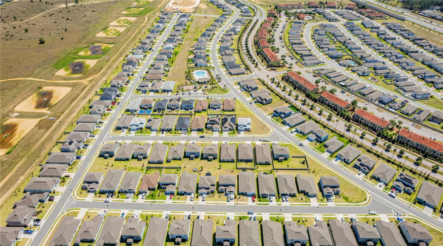 DAVENPORT, Florida 33897, 5 Bedrooms Bedrooms, ,3 BathroomsBathrooms,Residential,For Sale,COSTA BLANCA,0,MFRO6394031