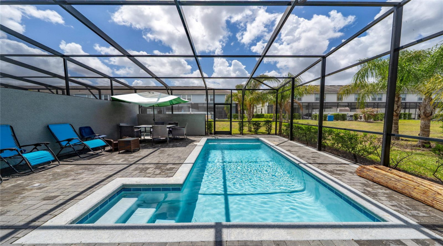 DAVENPORT, Florida 33837, 5 Bedrooms Bedrooms, ,3 BathroomsBathrooms,Residential,For Sale,OAKMOSS LOOP,0,MFRS5146925