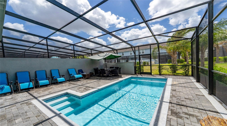 DAVENPORT, Florida 33837, 5 Bedrooms Bedrooms, ,3 BathroomsBathrooms,Residential,For Sale,OAKMOSS LOOP,0,MFRS5146925