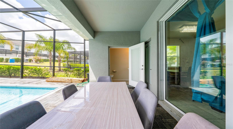 DAVENPORT, Florida 33837, 5 Bedrooms Bedrooms, ,3 BathroomsBathrooms,Residential,For Sale,OAKMOSS LOOP,0,MFRS5146925