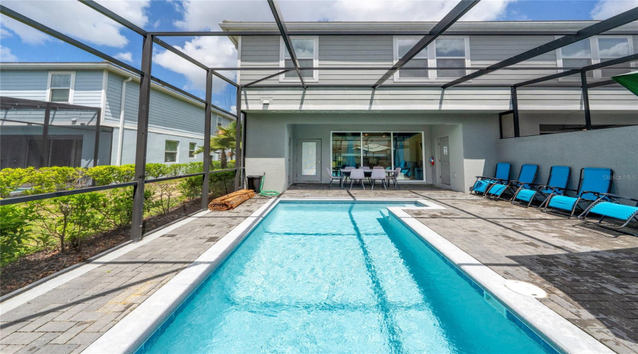 DAVENPORT, Florida 33837, 5 Bedrooms Bedrooms, ,3 BathroomsBathrooms,Residential,For Sale,OAKMOSS LOOP,0,MFRS5146925