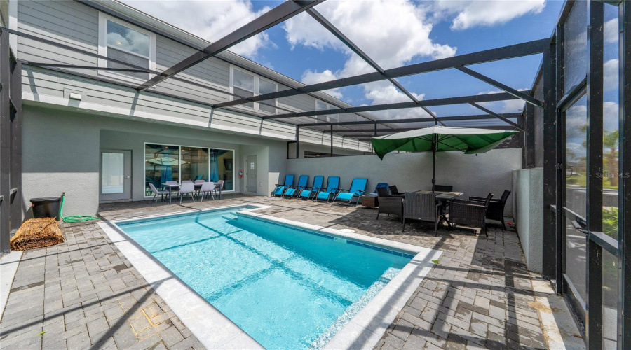 DAVENPORT, Florida 33837, 5 Bedrooms Bedrooms, ,3 BathroomsBathrooms,Residential,For Sale,OAKMOSS LOOP,0,MFRS5146925