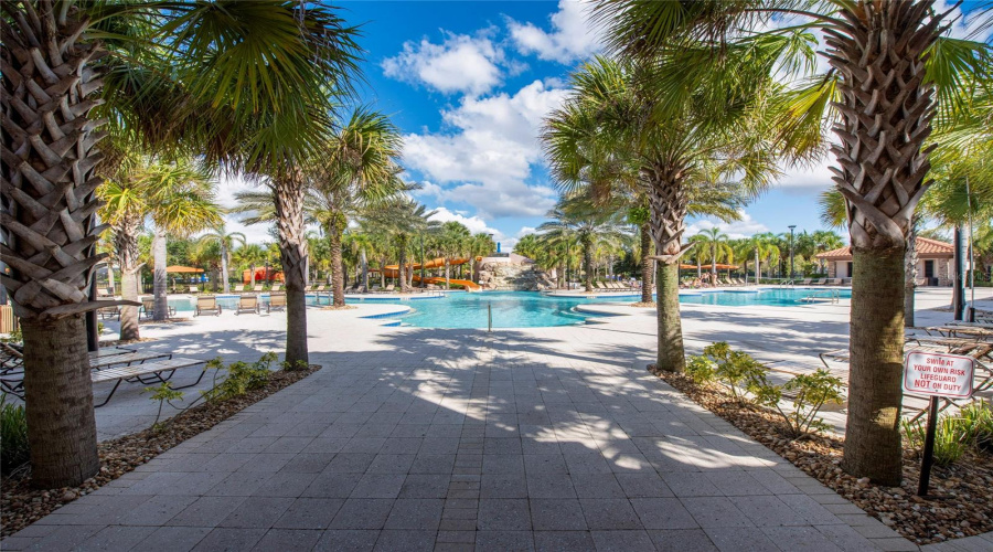 DAVENPORT, Florida 33837, 5 Bedrooms Bedrooms, ,3 BathroomsBathrooms,Residential,For Sale,OAKMOSS LOOP,0,MFRS5146925