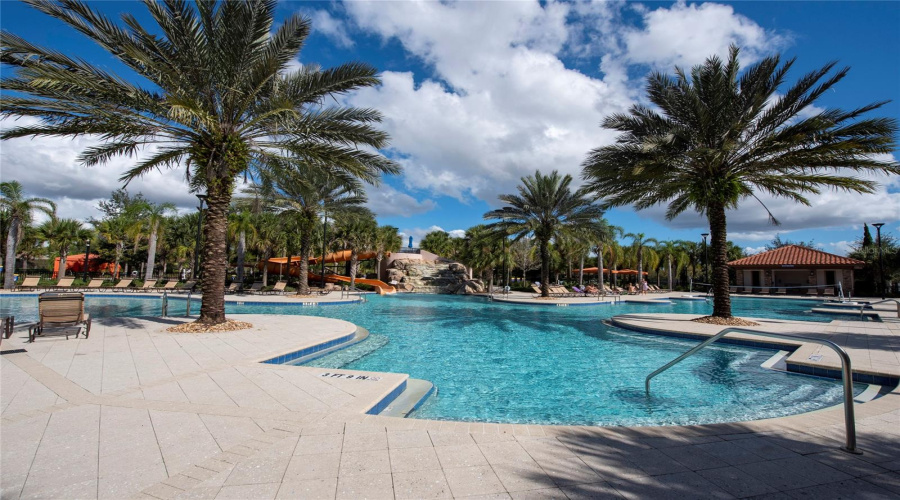 DAVENPORT, Florida 33837, 5 Bedrooms Bedrooms, ,3 BathroomsBathrooms,Residential,For Sale,OAKMOSS LOOP,0,MFRS5146925