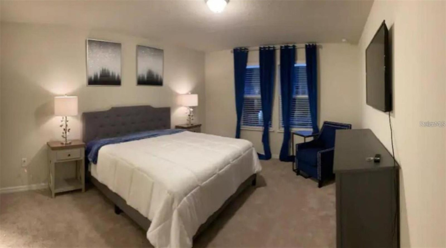 DAVENPORT, Florida 33837, 5 Bedrooms Bedrooms, ,3 BathroomsBathrooms,Residential,For Sale,OAKMOSS LOOP,0,MFRS5146925