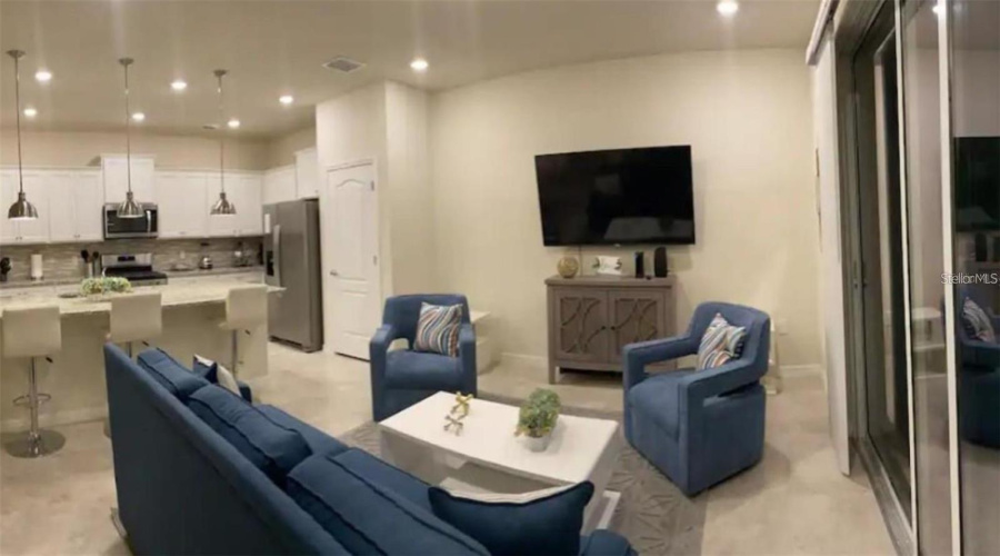 DAVENPORT, Florida 33837, 5 Bedrooms Bedrooms, ,3 BathroomsBathrooms,Residential,For Sale,OAKMOSS LOOP,0,MFRS5146925