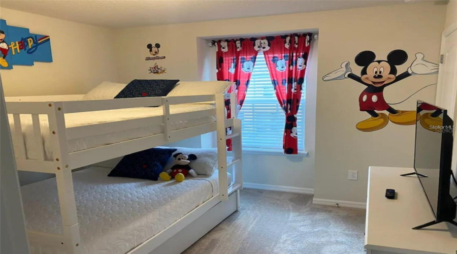 DAVENPORT, Florida 33837, 5 Bedrooms Bedrooms, ,3 BathroomsBathrooms,Residential,For Sale,OAKMOSS LOOP,0,MFRS5146925