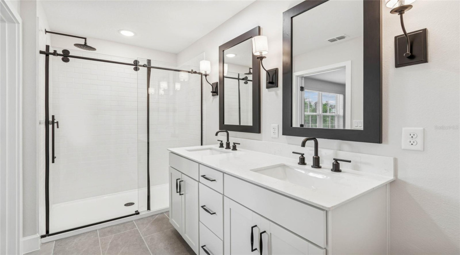 DAVENPORT, Florida 33837, 3 Bedrooms Bedrooms, ,2 BathroomsBathrooms,Residential,For Sale,WITHERS,0,MFRO6395420